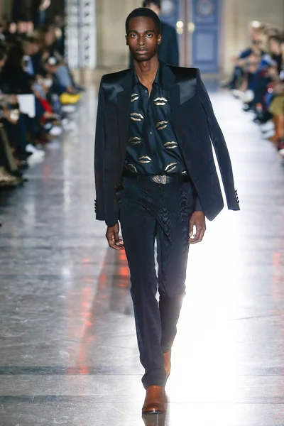 Look 51